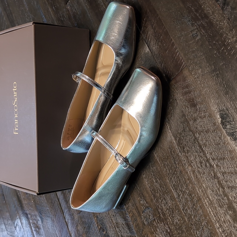 NWT - Franco Sarto Tinsley Metallic Silver Ballet Flats - Picture 5 of 11